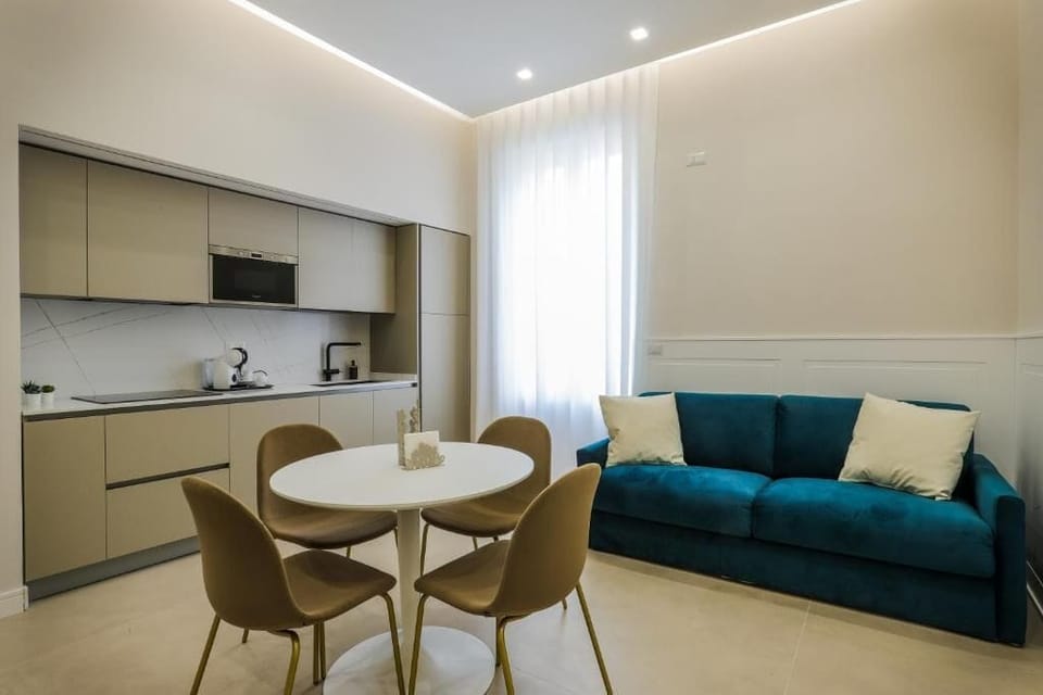 Deluxe Apartment | Living area