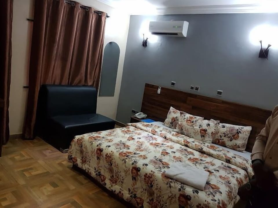 Family Room, Balcony, City View | Desk, laptop workspace, free WiFi