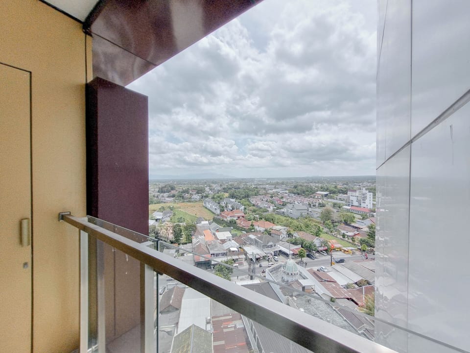 Studio | Balcony