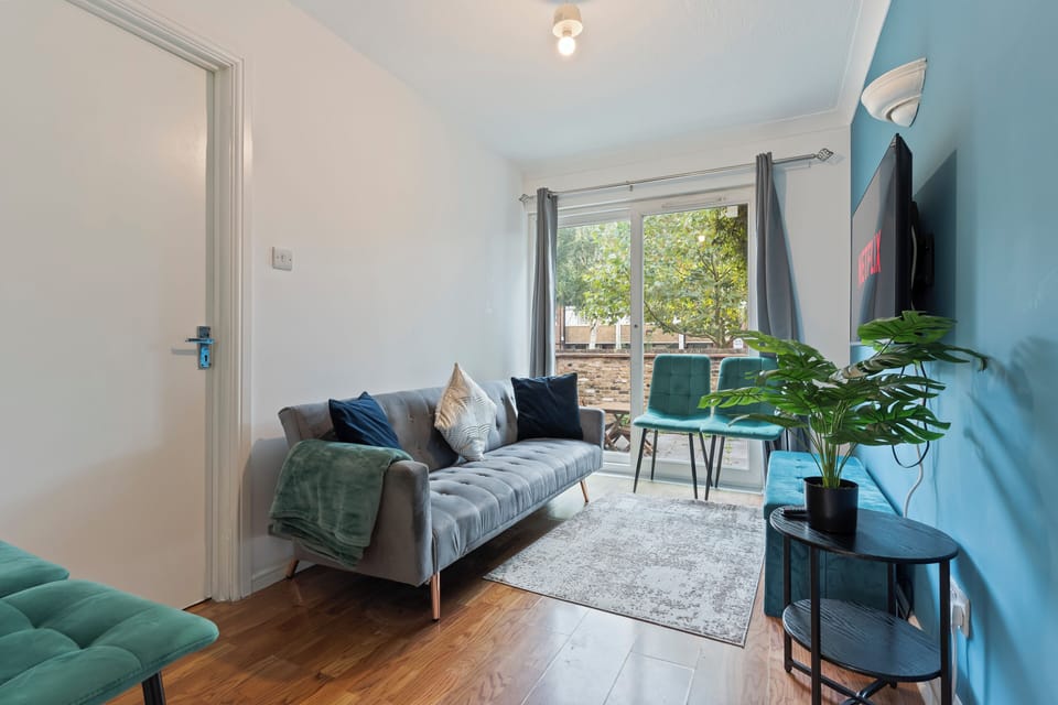 House | Living area | TV