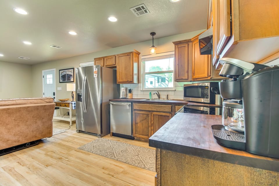 House (2 Bedrooms) | Interior