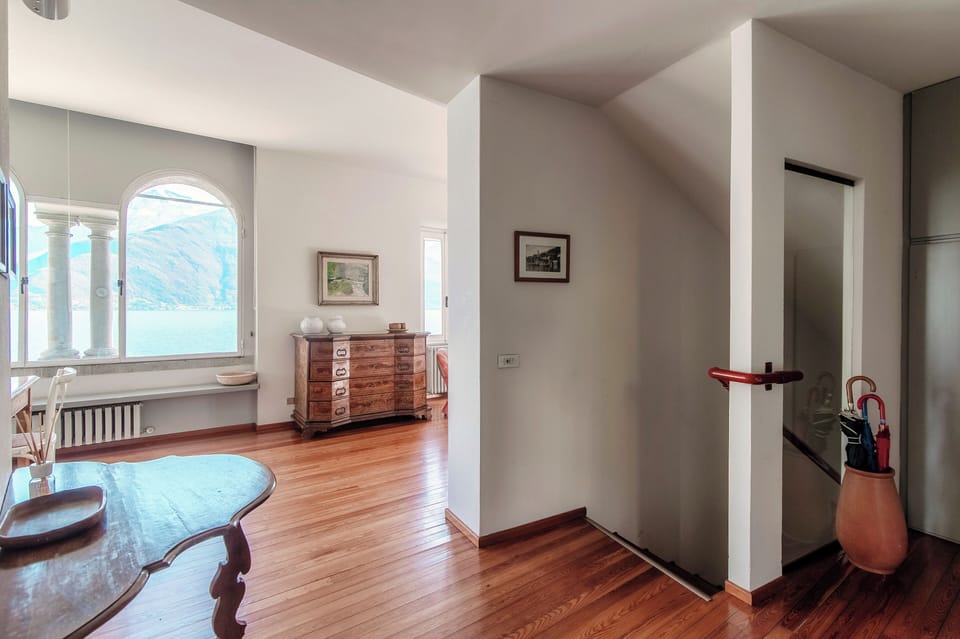 Apartment, Lake View | 4 bedrooms, premium bedding, down comforters, iron/ironing board