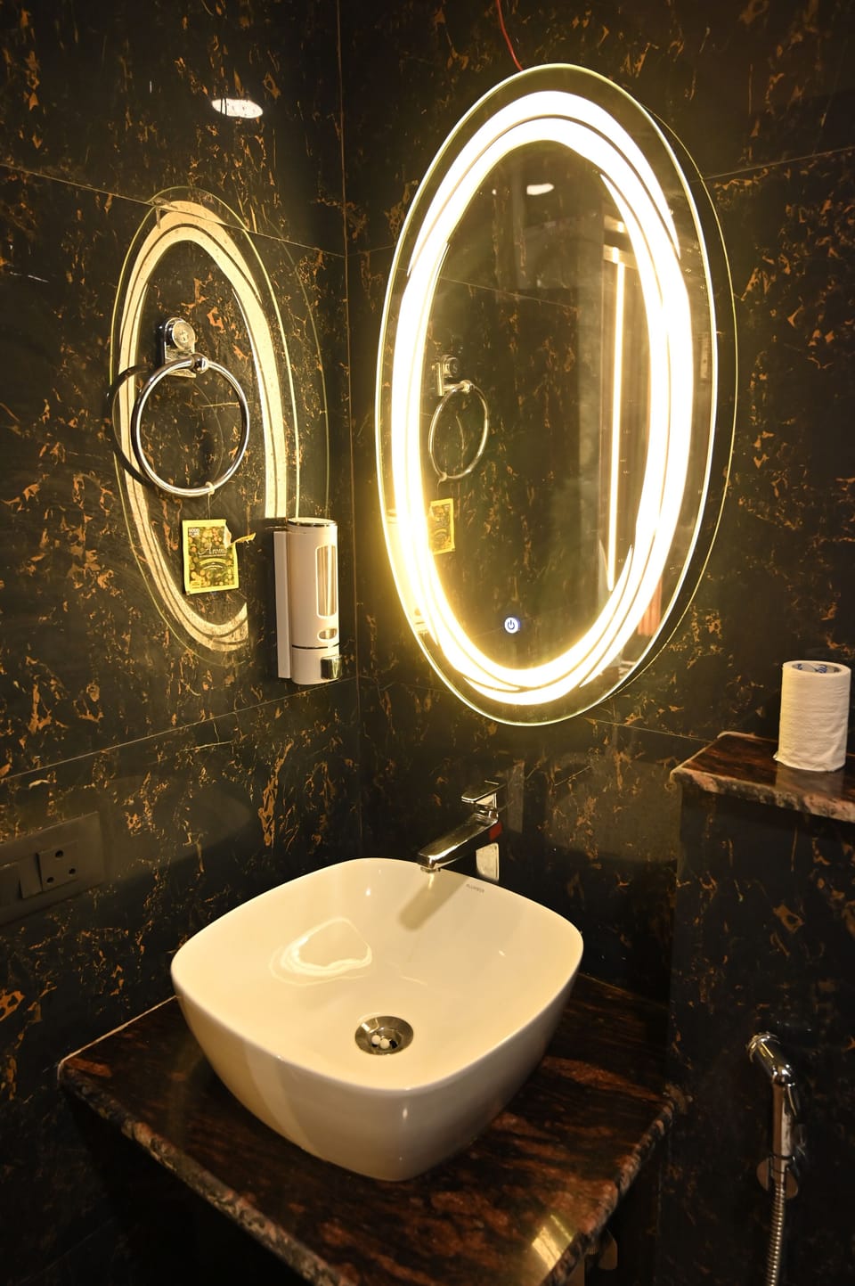 Superior Twin Room, Balcony | Bathroom | Shower, towels, soap, shampoo