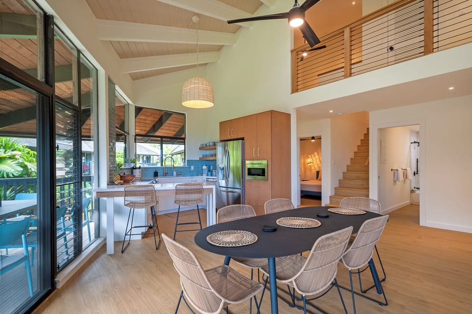 Condo, Multiple Beds, Balcony, Garden View (5B) | Dining