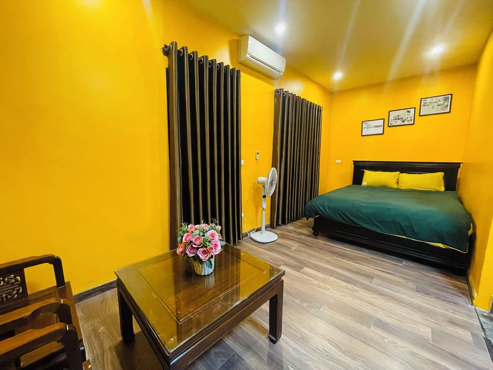 Basic Quadruple Room | Desk, free WiFi