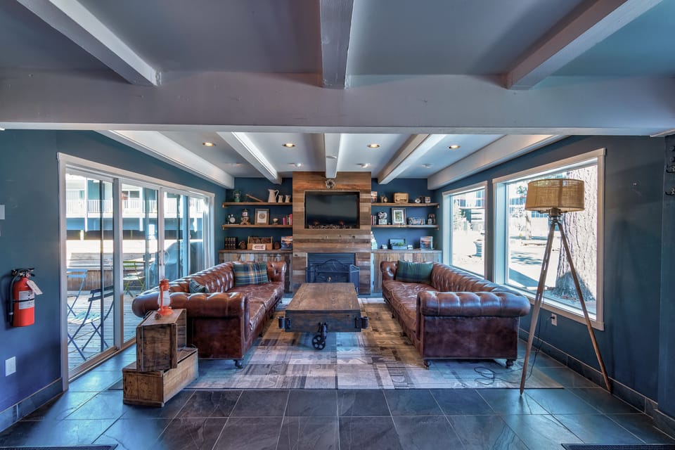 32-inch LCD TV with cable channels, TV, iPod dock