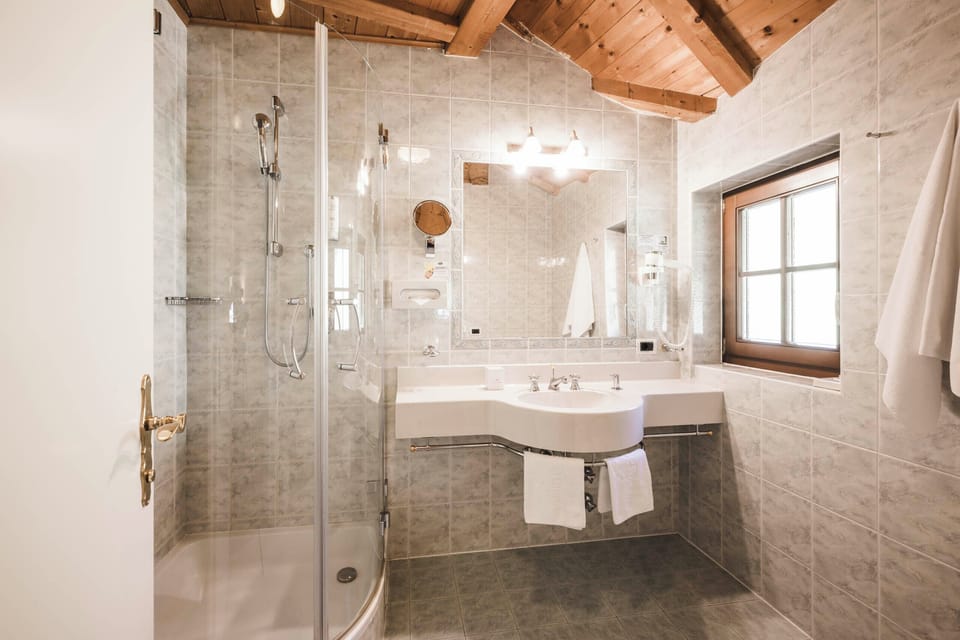 In-room safe, individually decorated, individually furnished, desk