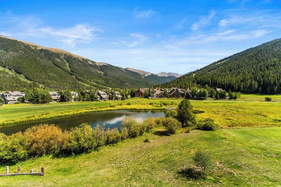 Condo (2 Bedrooms) | Property amenity