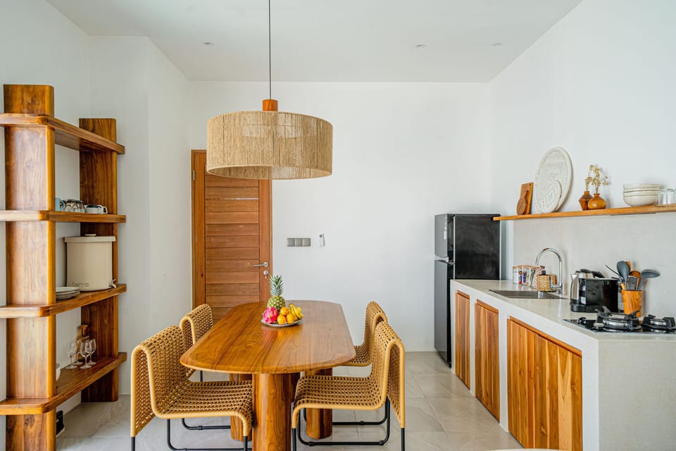 Villa, 2 Bedrooms, Pool View | Dining room
