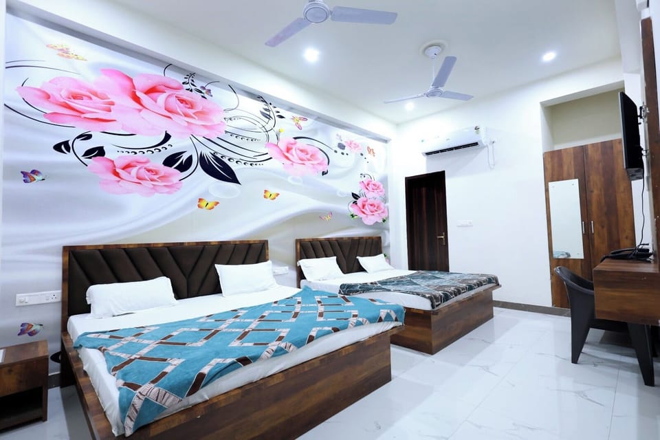 Quadruple Room | Desk, soundproofing, free WiFi