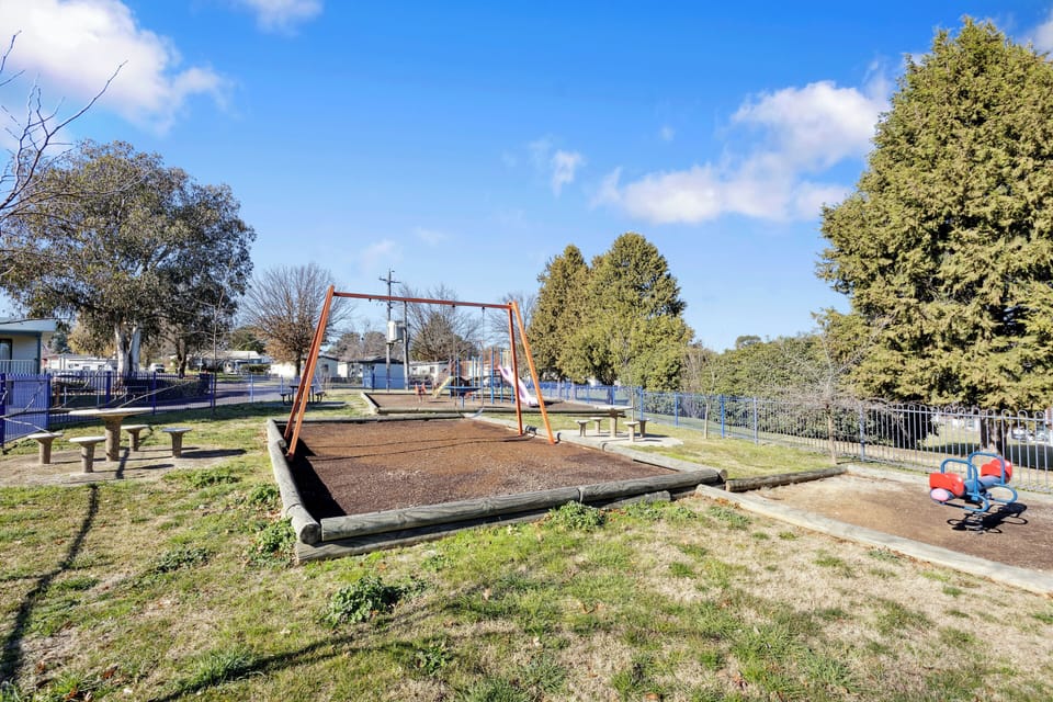 Canberra Holiday Village Campground/ 
RV Resort in Canberra