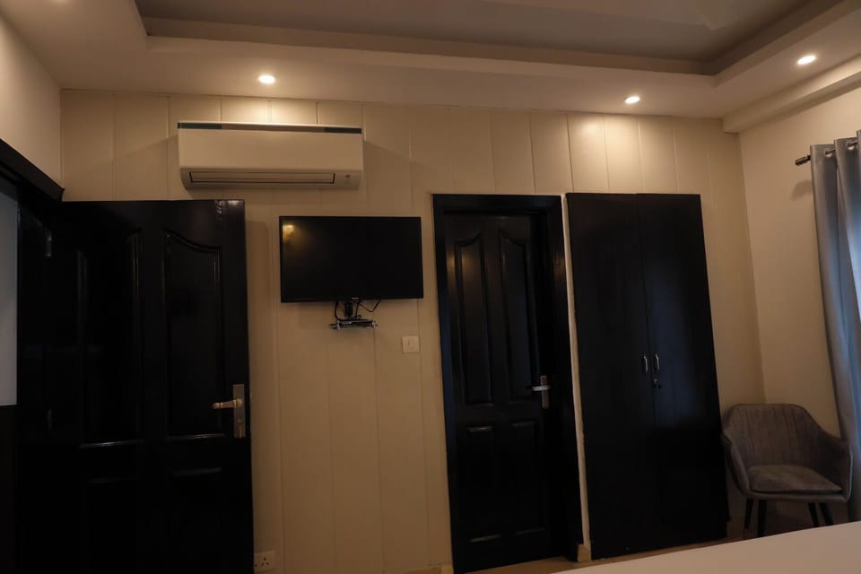Single Room | Free WiFi