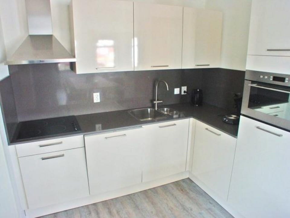 House | Private kitchen | Electric kettle, toaster