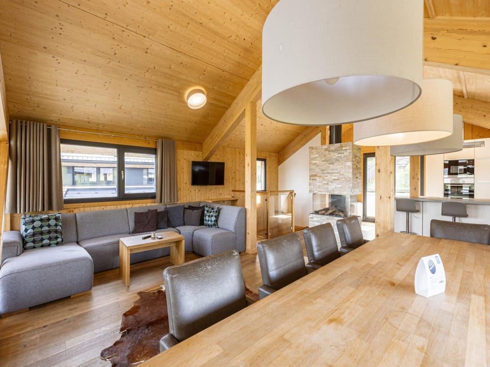 Chalet | Living area