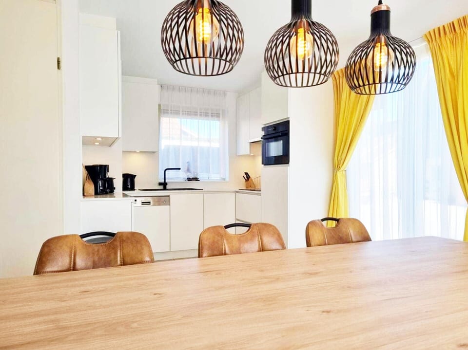 House | Dining