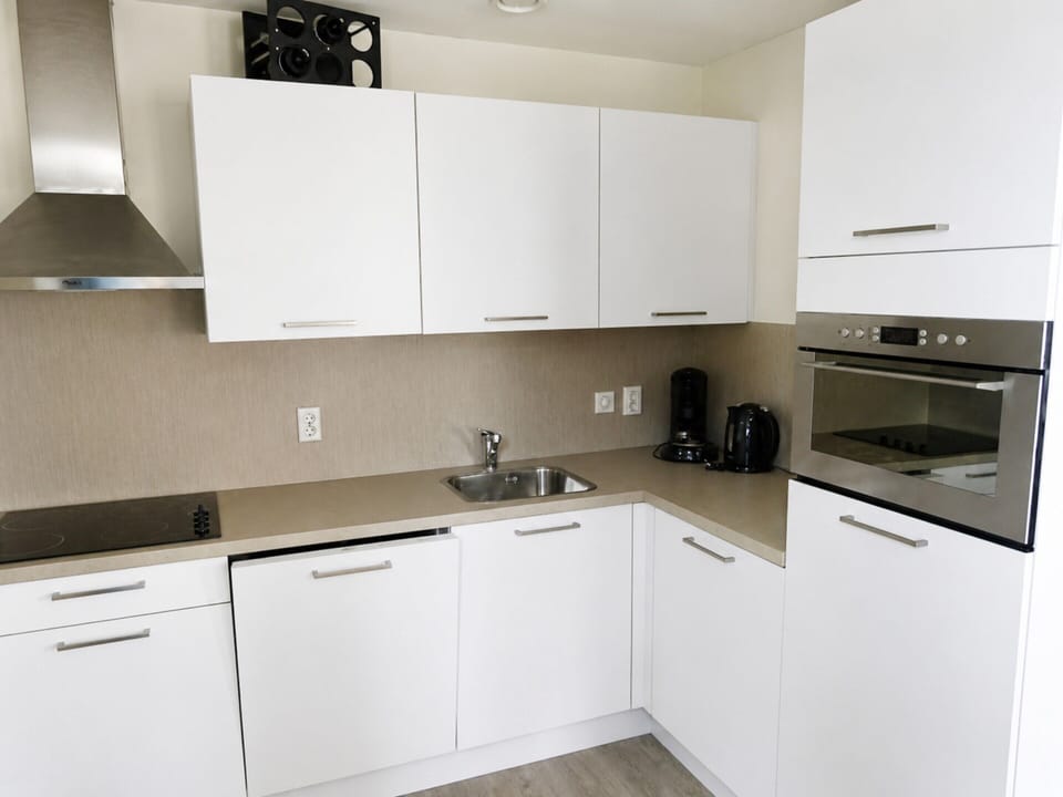 House | Private kitchen | Electric kettle, toaster
