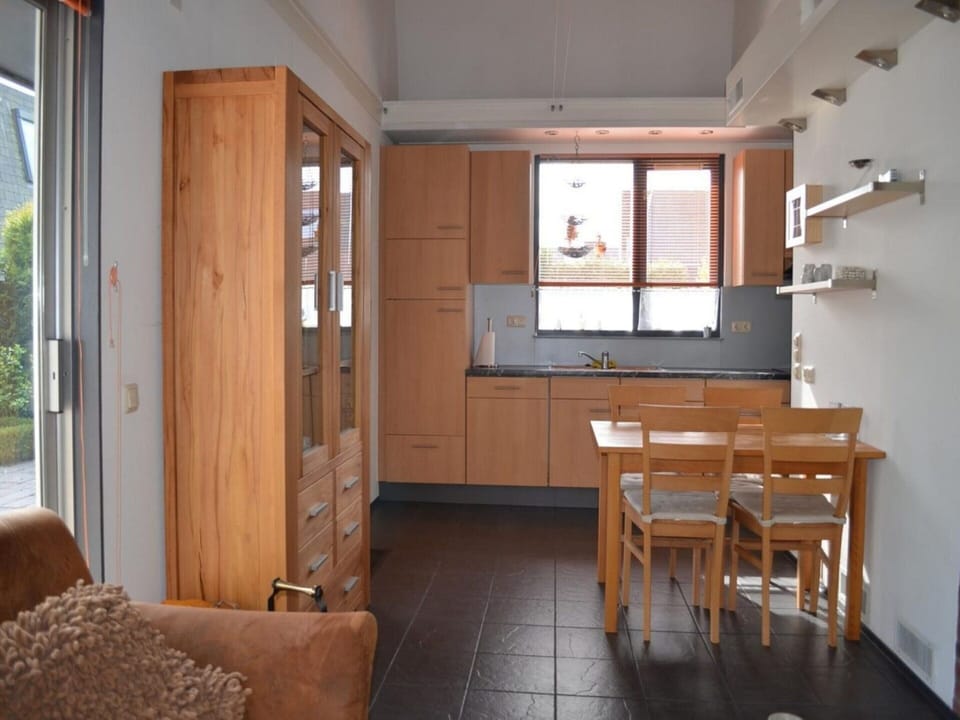 House | Dining