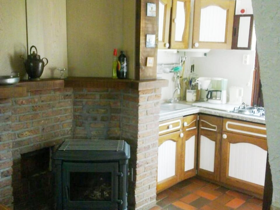 House | Private kitchen | Electric kettle, toaster