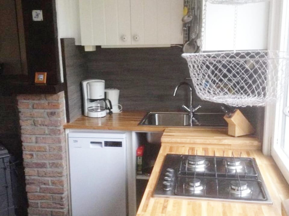 House | Private kitchen | Electric kettle, toaster