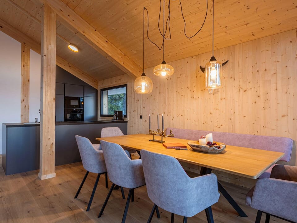 Chalet | Dining