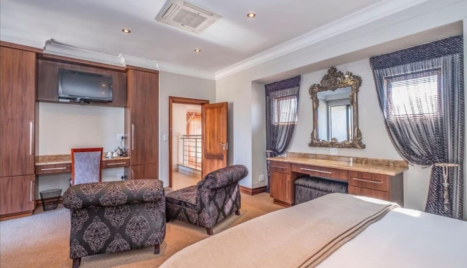 Superior Double or Twin Room, Balcony, Golf View | In-room safe, desk, laptop workspace, WiFi (free)