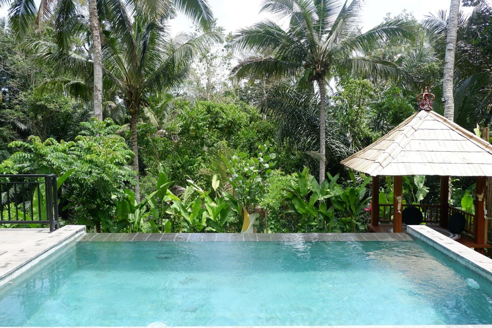 Private pool