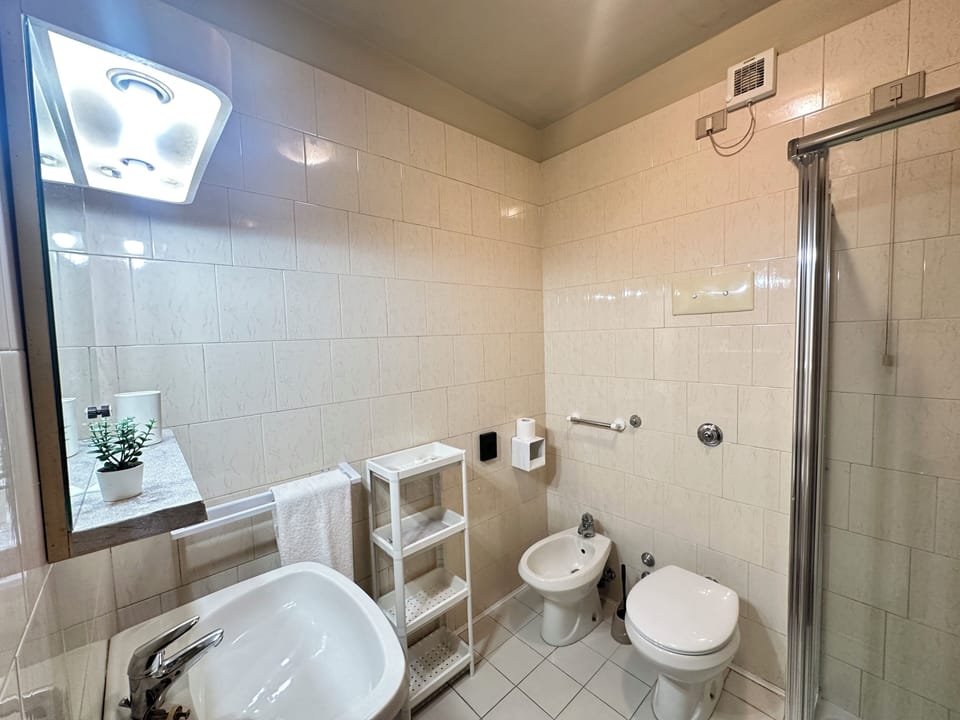 Classic Double Room, Hill View | Bathroom | Hair dryer, towels, soap, toilet paper