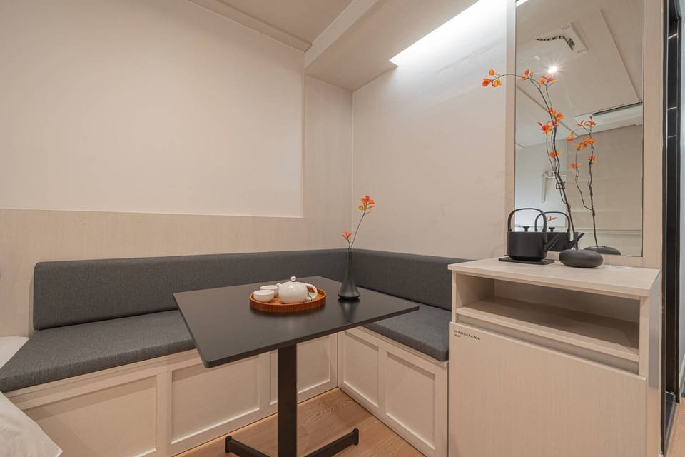 Music | Free minibar, soundproofing, free WiFi, bed sheets