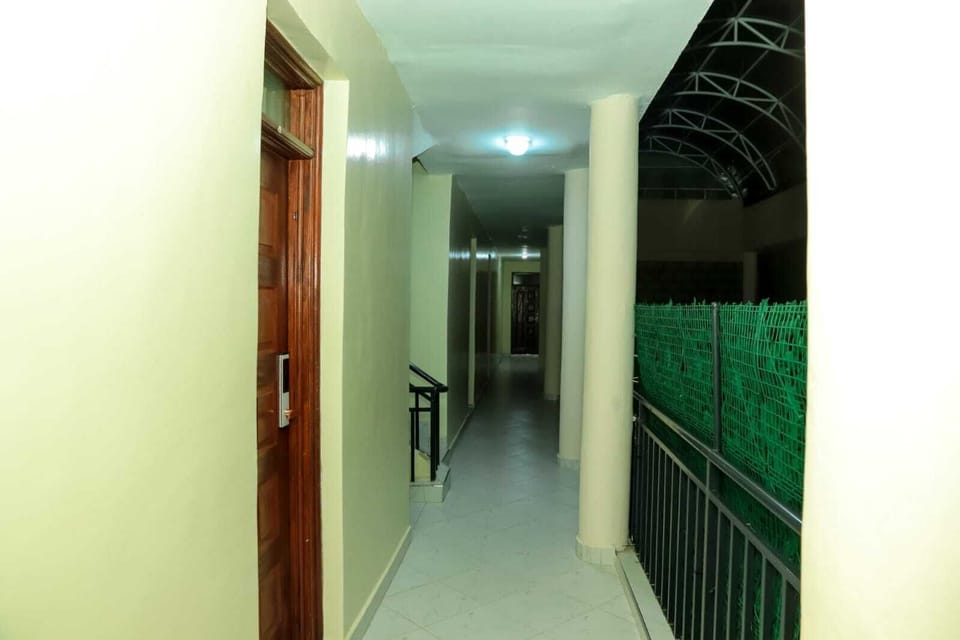 Executive Double Room | Desk, laptop workspace, blackout drapes, free WiFi