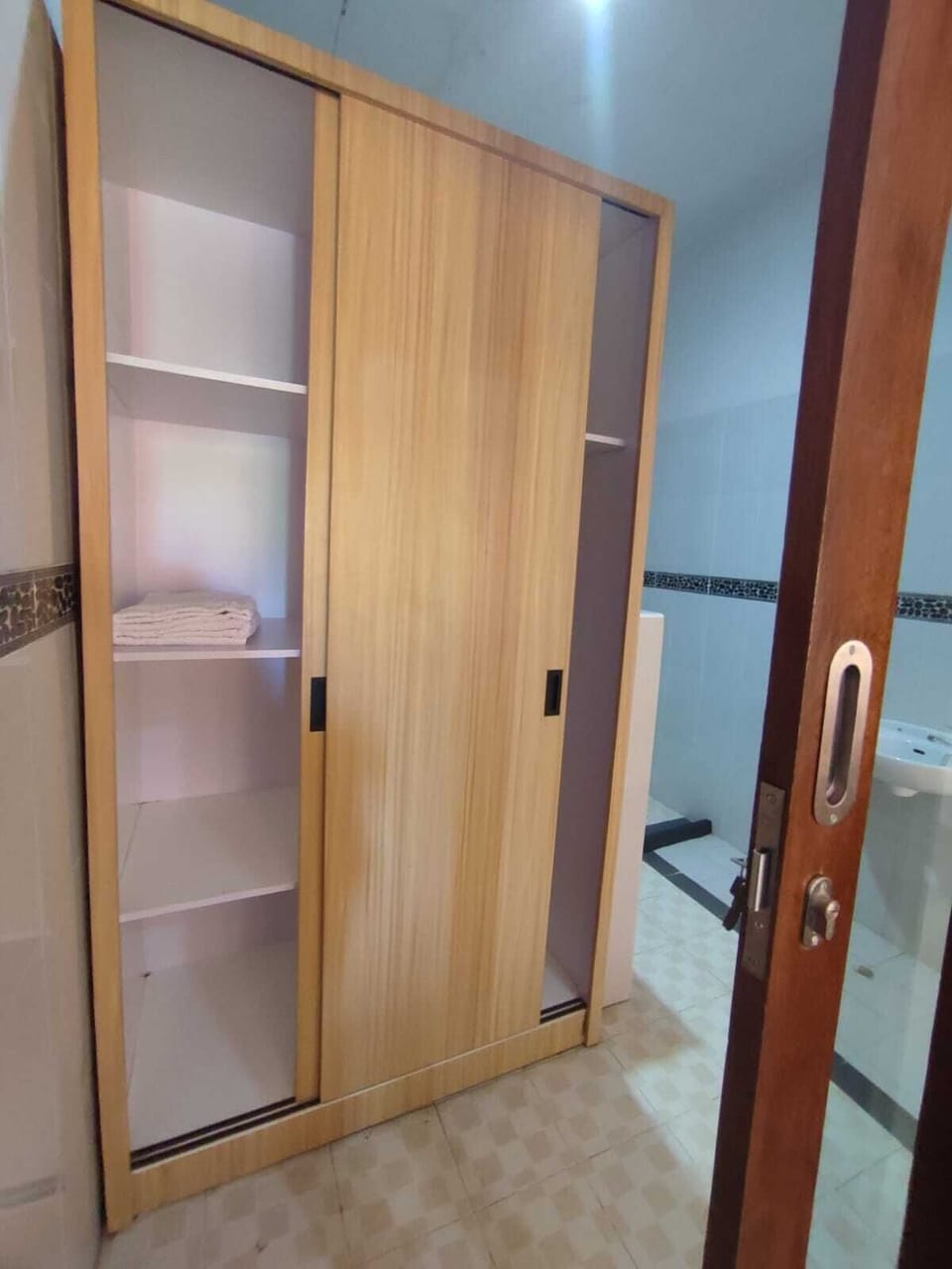 Basic Villa, Balcony, Park View | Bathroom