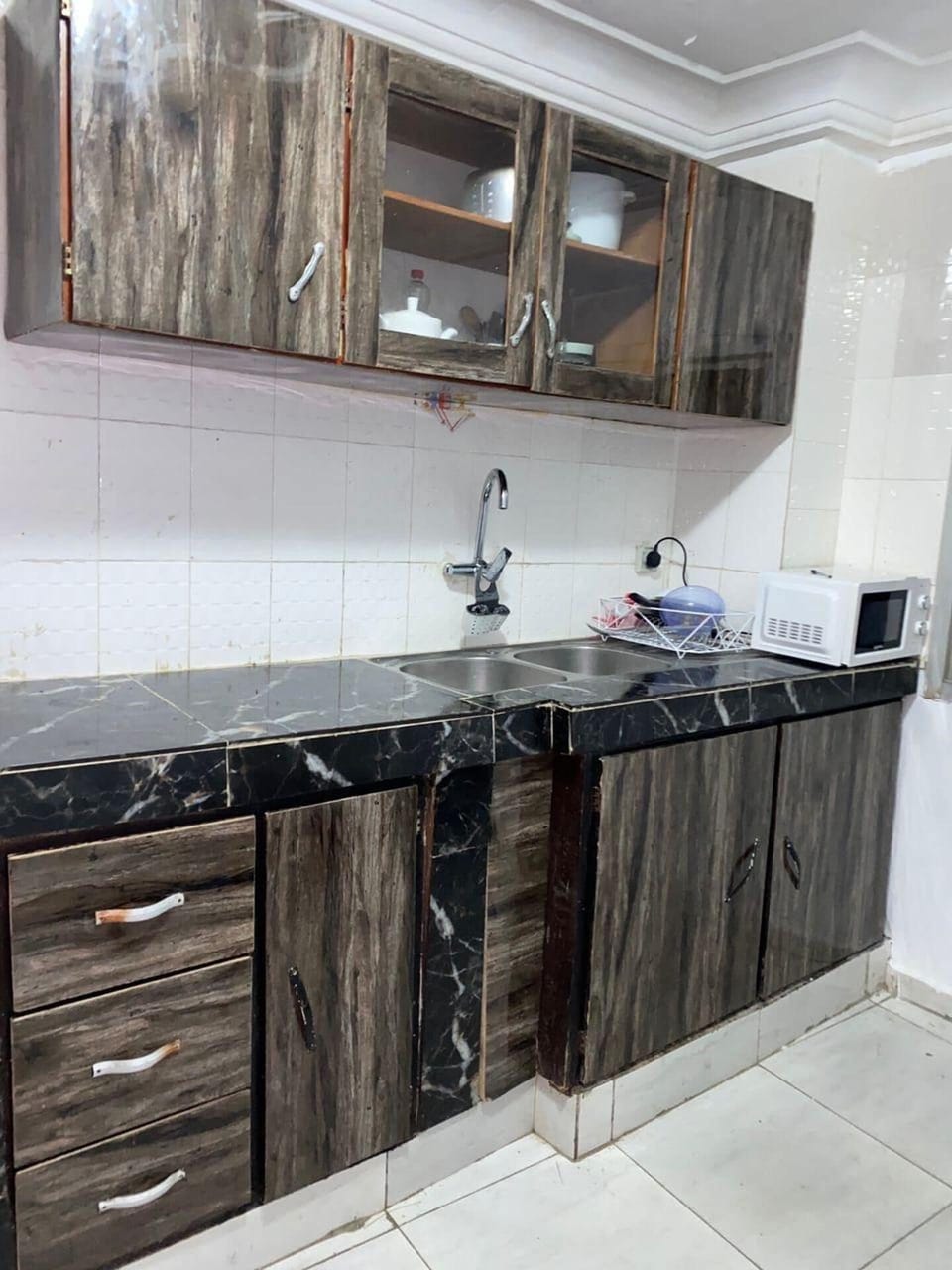 Apartment | Private kitchen | Fridge, microwave, oven, stovetop