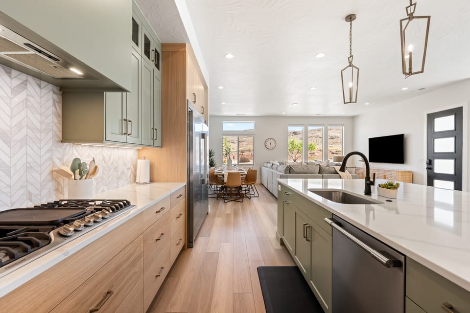 Townhome, Multiple Bedrooms | Private kitchen | Fridge, oven, coffee/tea maker, toaster
