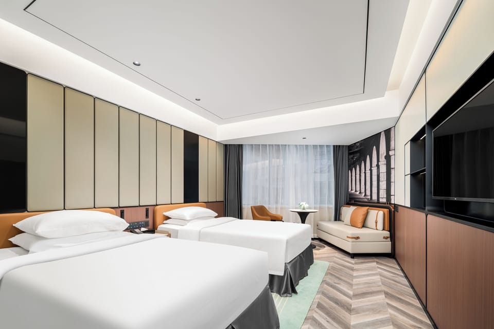 Executive Room | Minibar, in-room safe, WiFi (free)