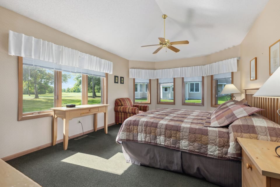 Family Cabin, 3 Bedrooms | Laptop workspace, free WiFi, bed sheets