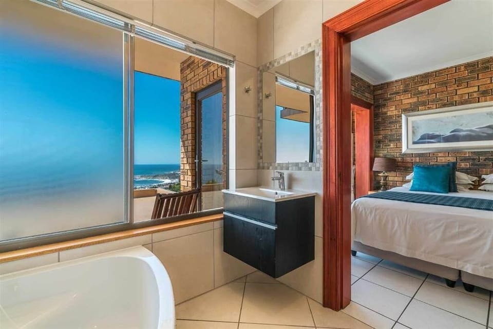 Comfort Room, Ocean View | Bathroom | Separate tub and shower, free toiletries, hair dryer, bathrobes