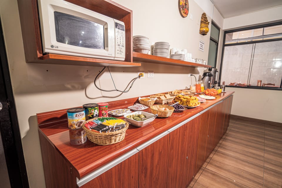 Free daily buffet breakfast