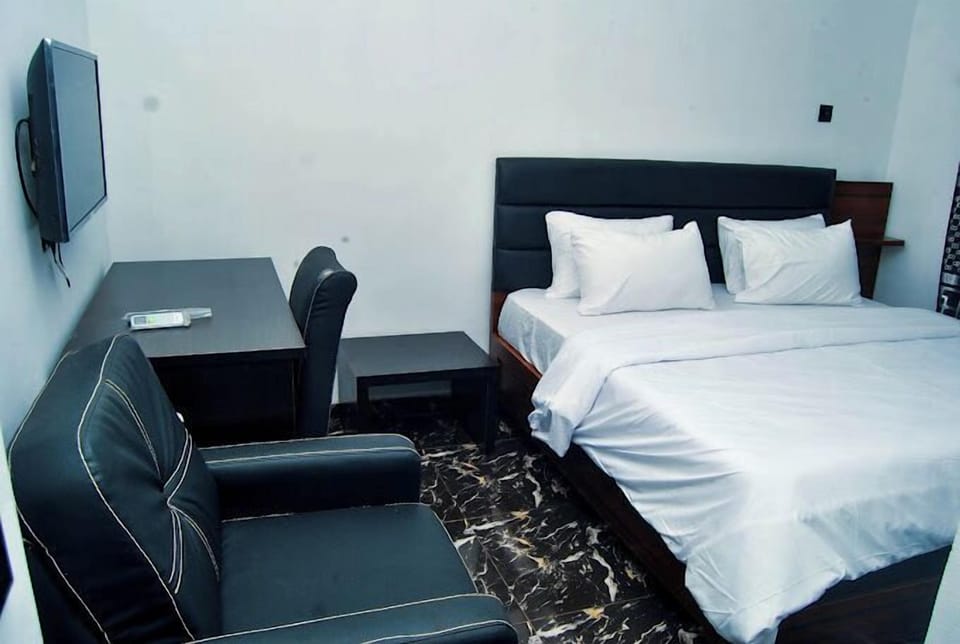 Economy Room, Balcony, City View | Desk, laptop workspace, free WiFi