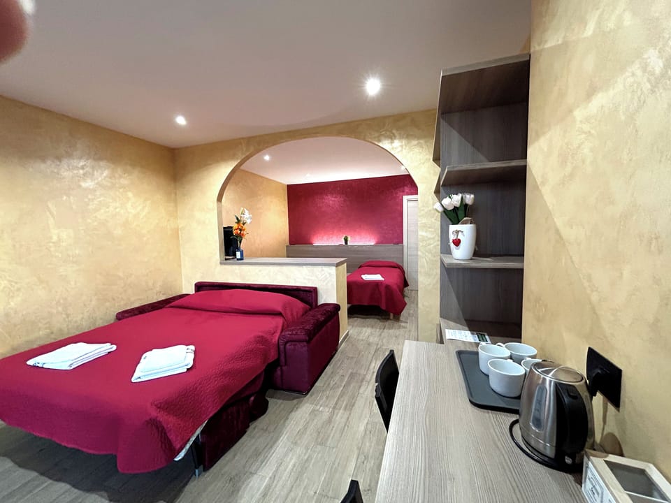 Comfort Quadruple Room, Hill View, Executive Level | Free WiFi