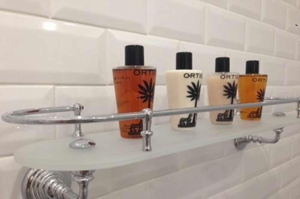 Double Room, Balcony, Partial Sea View (Prestige) | Bathroom amenities | Shower, free toiletries, hair dryer, bidet