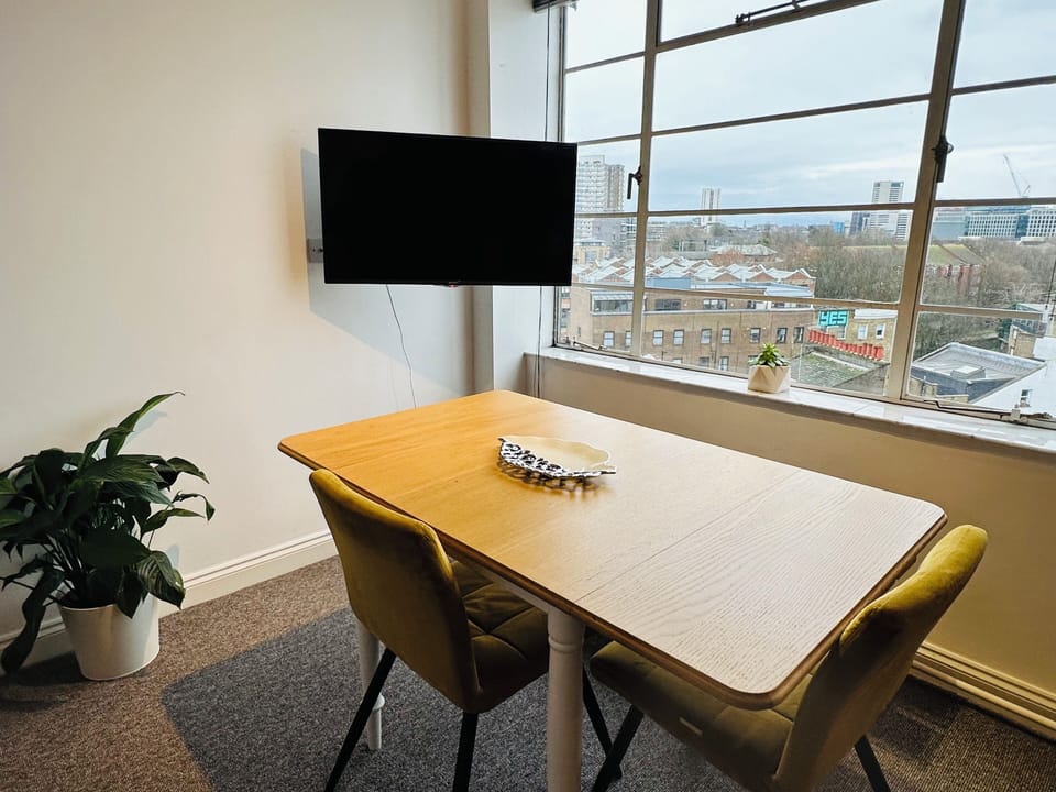 Standard Apartment, City View | Living area | 43-inch Smart TV with digital channels, Netflix, streaming services