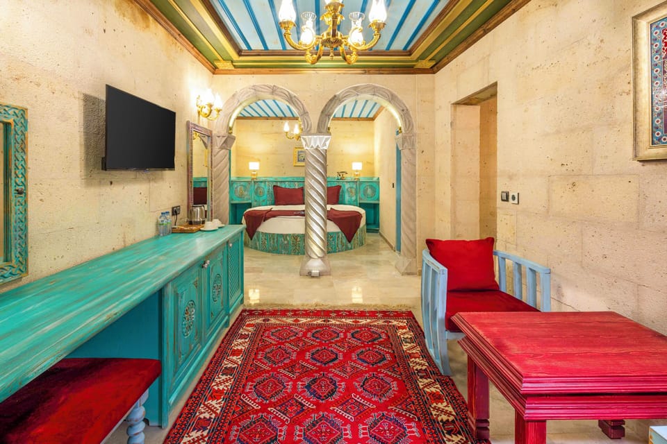 Family Suite, Multiple Bedrooms | Premium bedding, minibar, in-room safe, laptop workspace