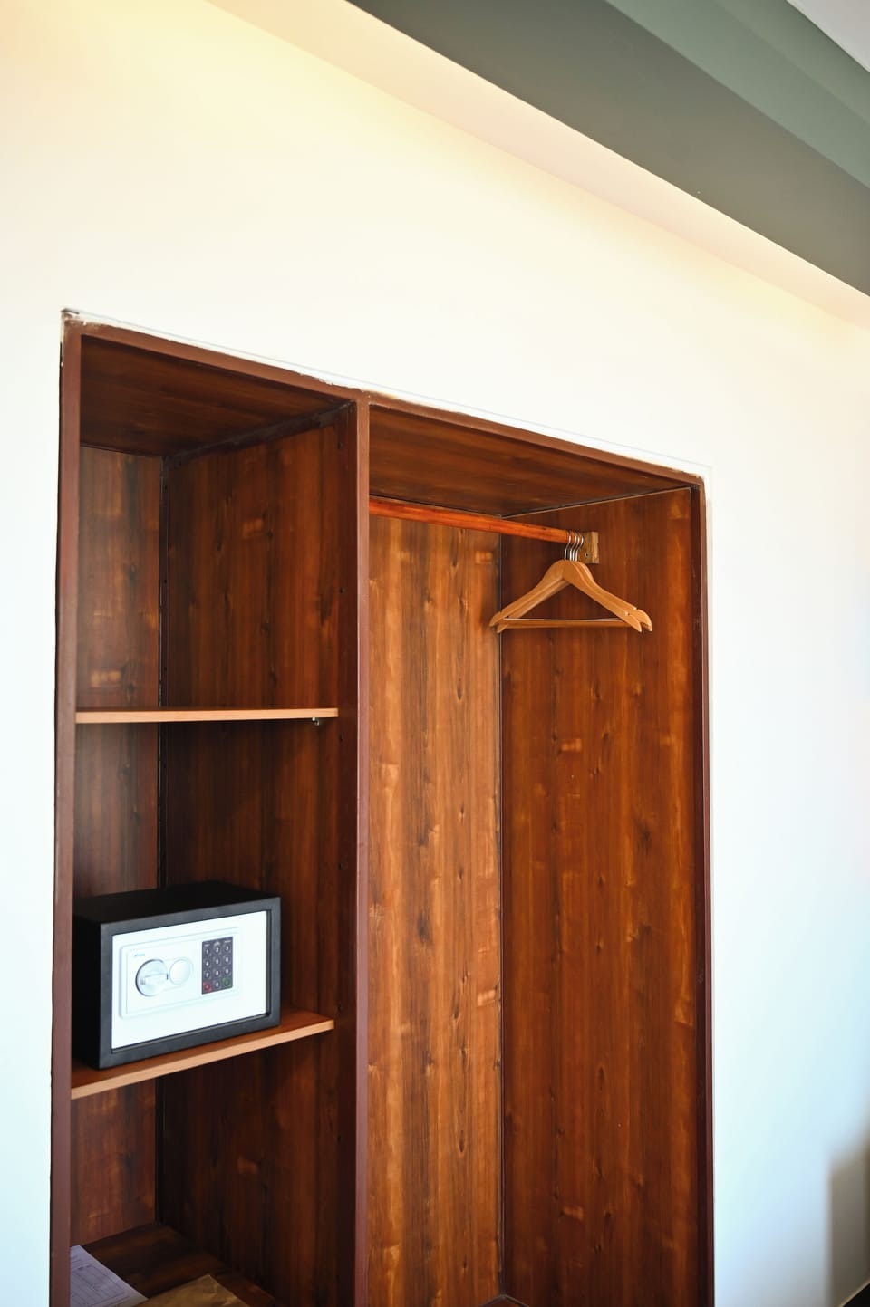 Standard Studio, City View | Desk, iron/ironing board, bed sheets