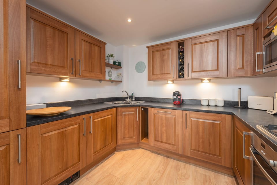 House, Accessible | 2 bedrooms, desk