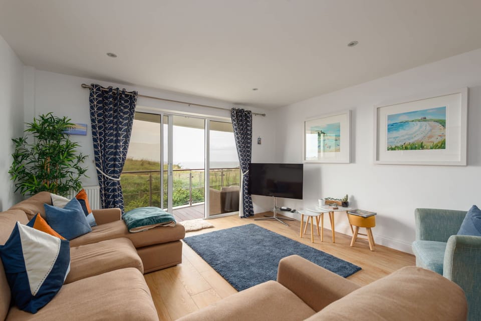 House, Accessible | 2 bedrooms, desk
