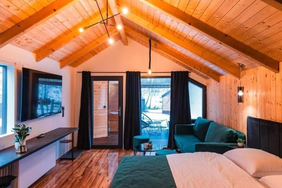 Deluxe Bungalow, Resort View | 1 bedroom, desk, laptop workspace, soundproofing