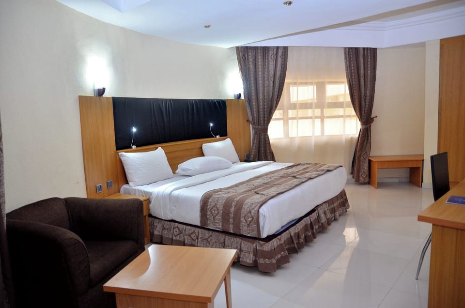 Economy Room, Balcony, City View | Desk, laptop workspace, free WiFi