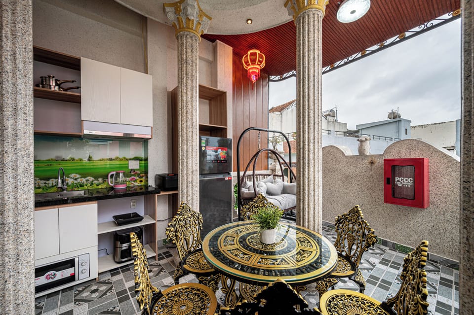 Deluxe Apartment, Terrace, Courtyard View | Private kitchen | Fridge, microwave, rice cooker, cleaning supplies