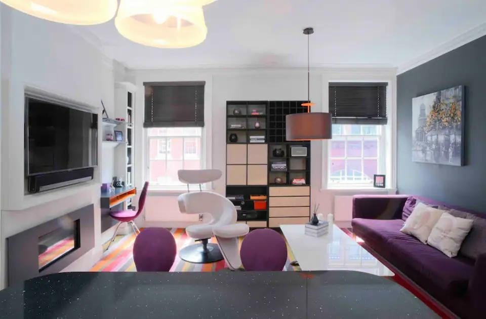 Apartment | Living area | TV