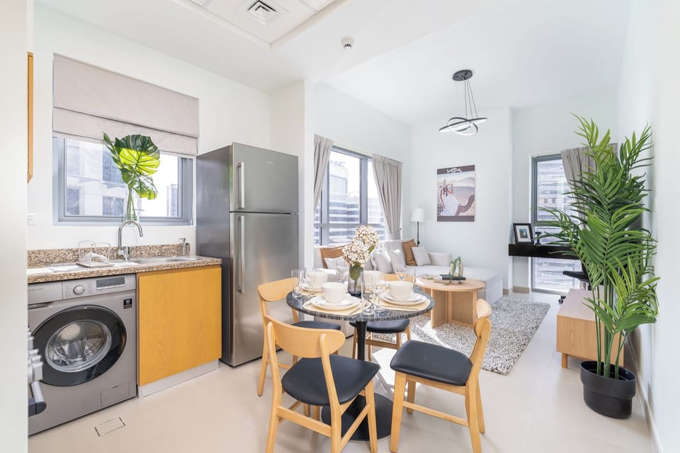 Deluxe Apartment, City View | Private kitchen | Fridge, microwave, oven, stovetop