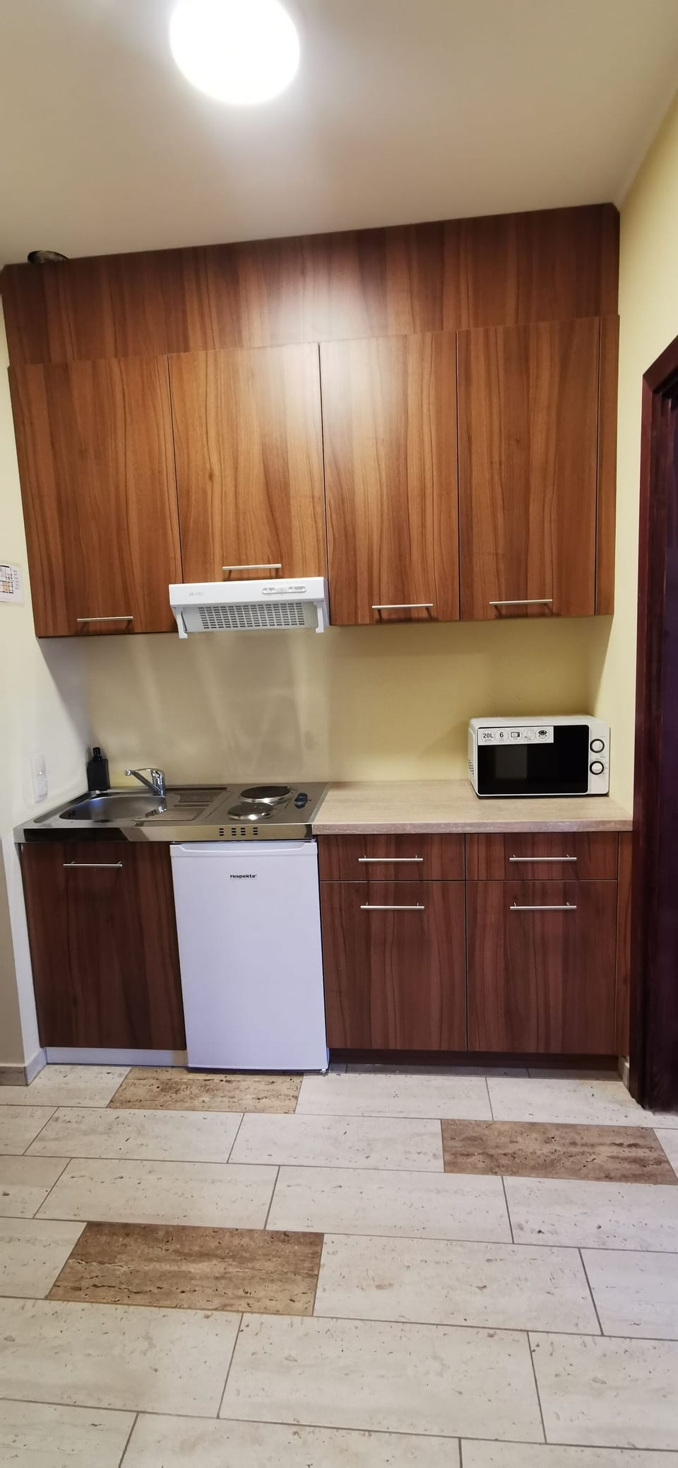 Standard Double or Twin Room | Private kitchen | Mini-fridge, highchair